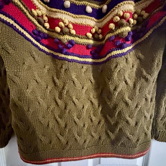 Colorful Women's Crew Neck Sweater - Picture 8 of 16